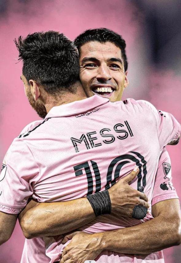 1703256663695088374.jpg 苏亚雷斯.jpg