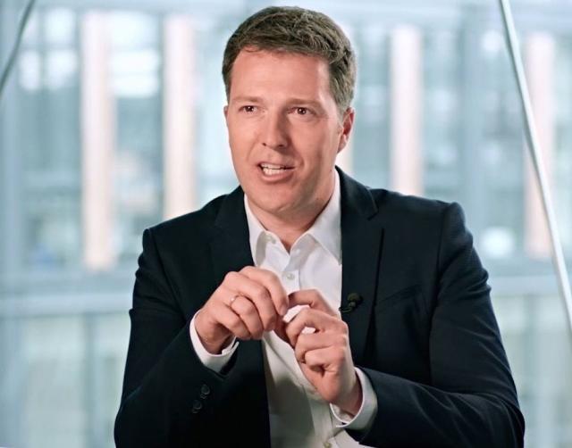 1703165999861079965.jpg GB3GNbXWQAADnOp.jpg