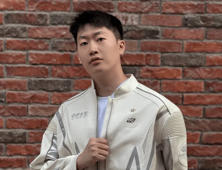 开云官网-管泽元转发Bin社媒:快说你被盗号了我求你了