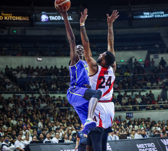 开云注册入口-PBA文班亚马?波尔场均37.3+16.3+3.5帽 太阳未续约他后悔吗?|蒂姆·波尔|菲尼克斯太阳队|纽约尼克斯队|奥兰多魔术队|波尔-波尔_新浪体育_新浪新闻